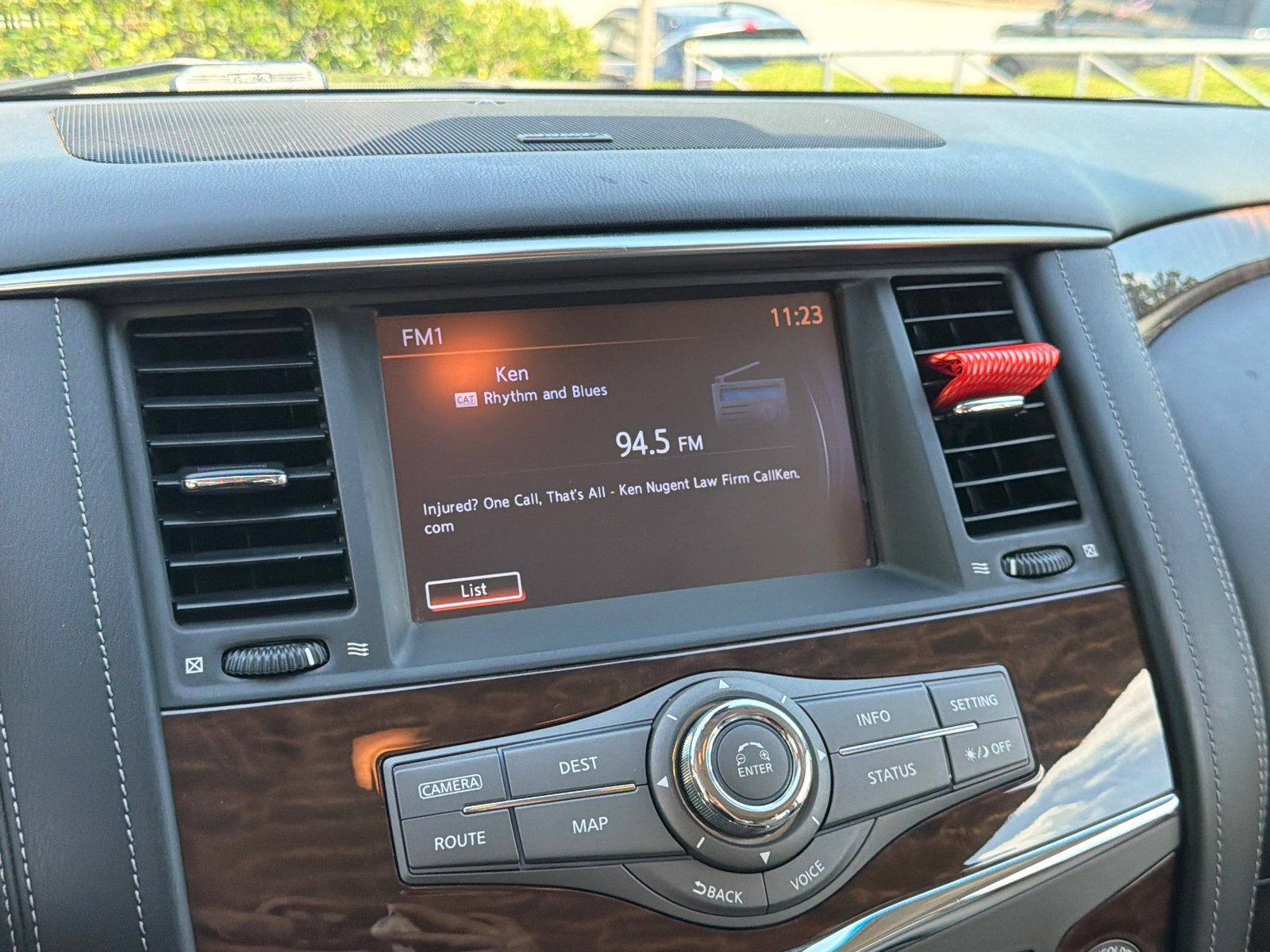 Used 2017 Hermosa Blue Nissan Platinum image 33