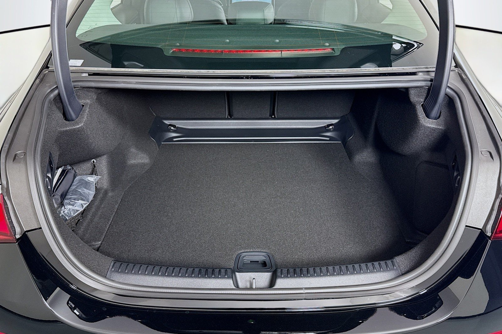 New 2026 Black Mercedes-Benz E 350 RWD Sedan image 22