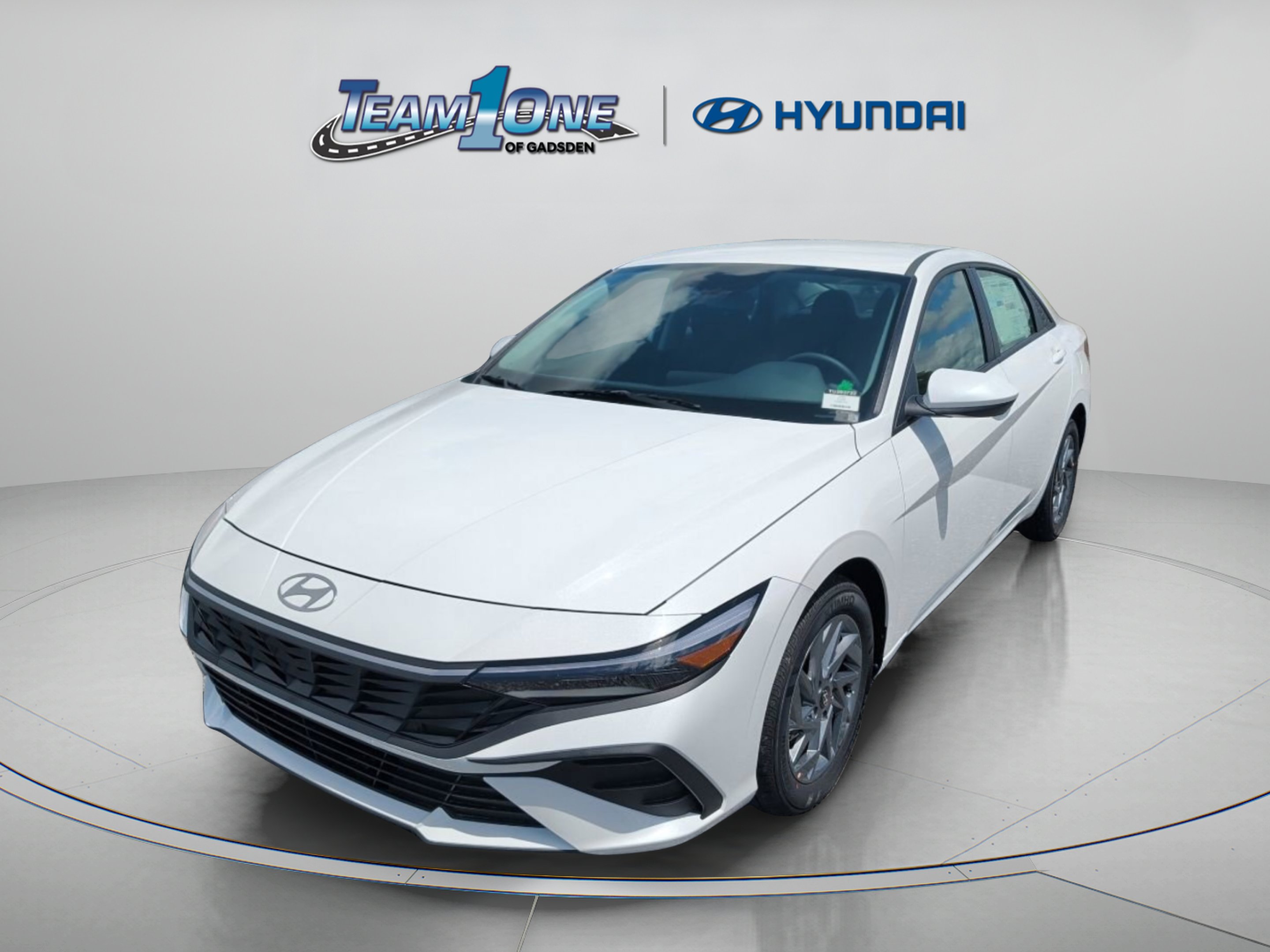 New 2026 Serenity White Hyundai Blue image 4