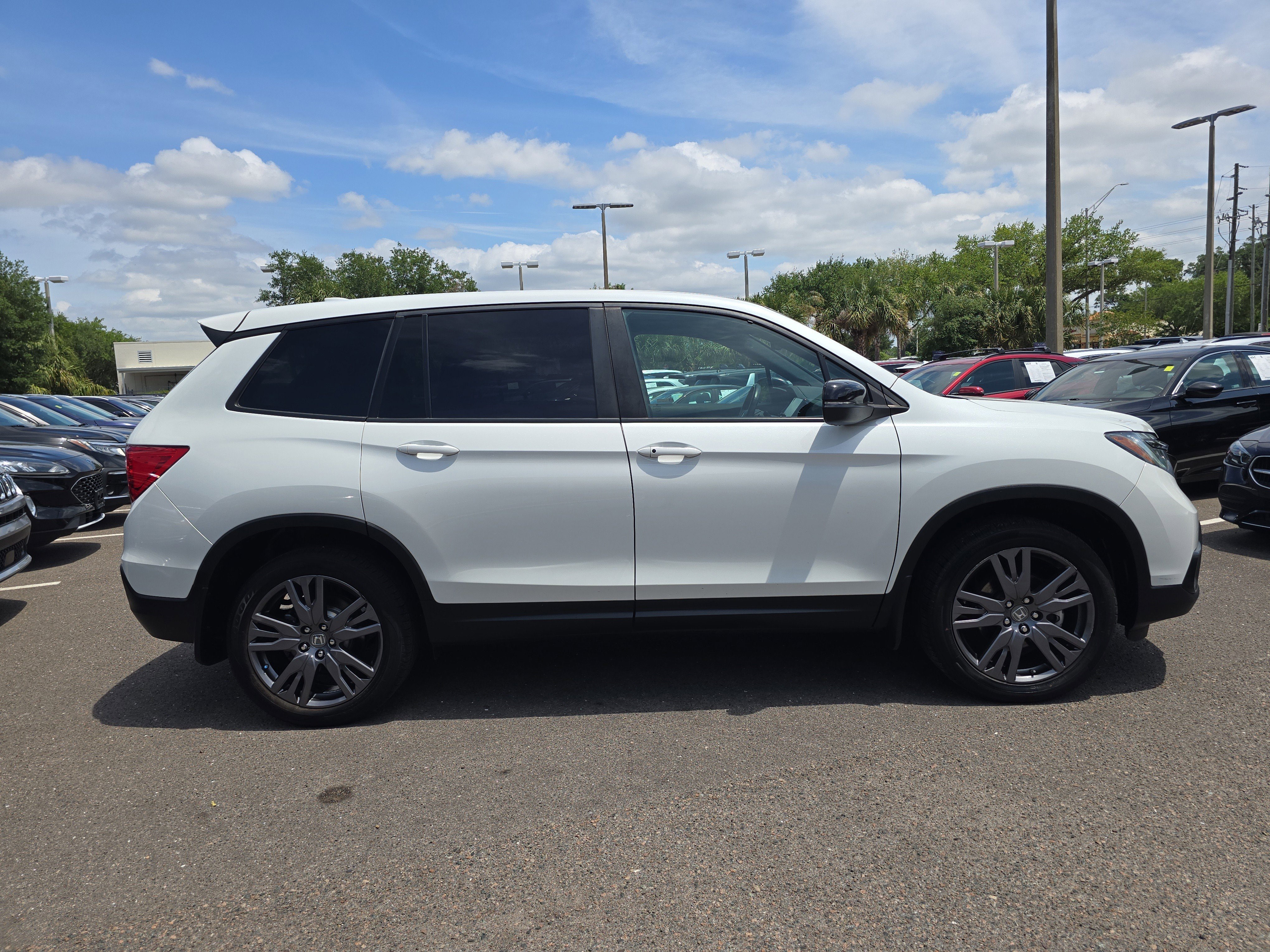 Used 2021 Platinum White Pearl Honda EX-L image 9