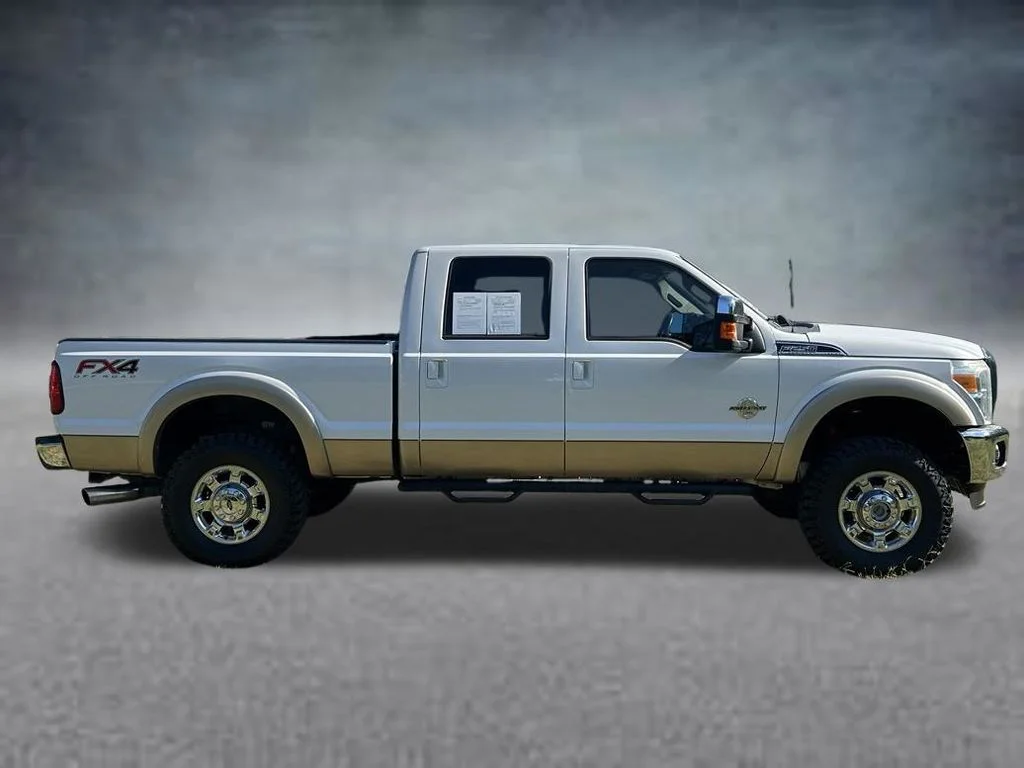 Used 2014 Oxford White Ford Lariat image 4