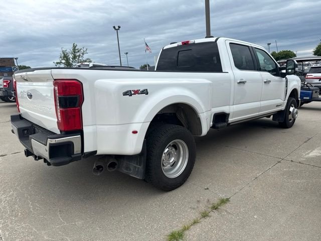 Used 2024 White Ford Lariat image 4