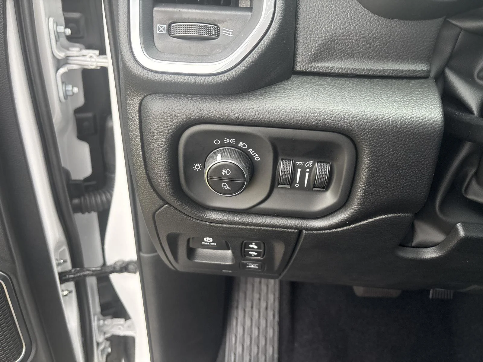 New 2026 Bright White Clearcoat Ram Laramie image 18