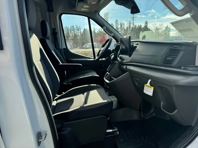 New 2026 Oxford White Ford Base image 4