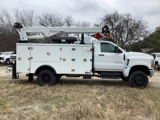 New 2024 Summit White Chevrolet Work Truck image 8