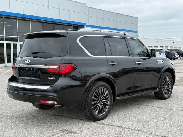 Used 2024 Black INFINITI PREMIUM SELECT AWD image 5