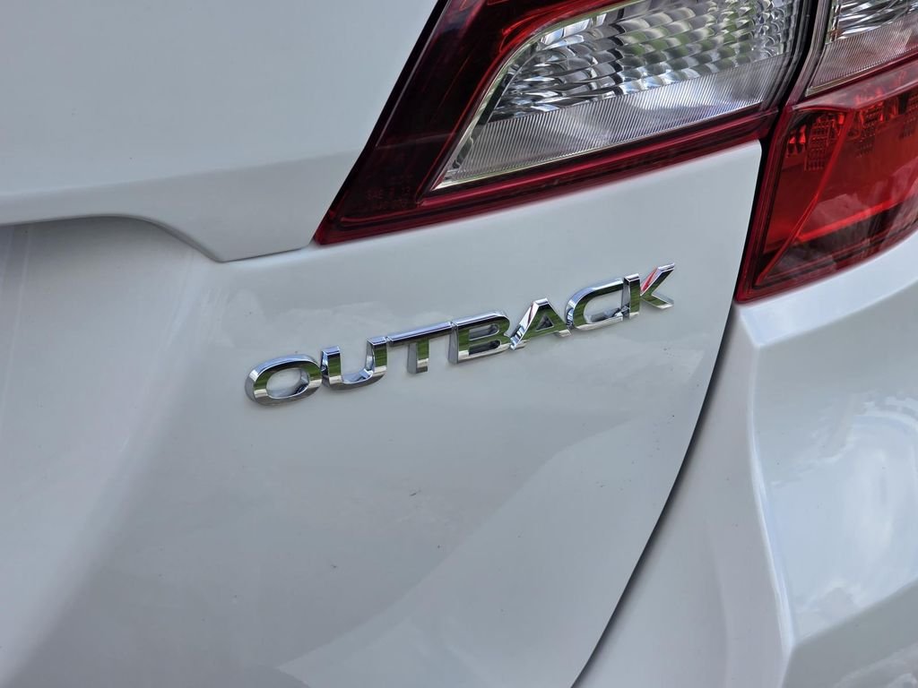 Used 2016 White Subaru 2.5i image 5