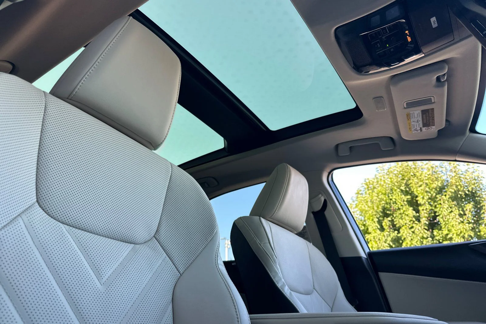 New 2026 Caviar Lexus NX 350h LUXURY AWD image 14