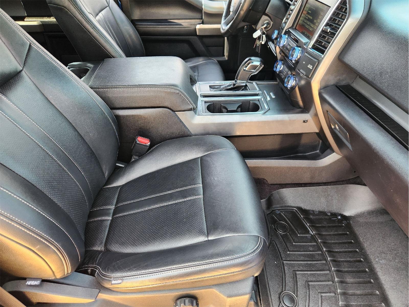 Used 2015  Ford XL image 13