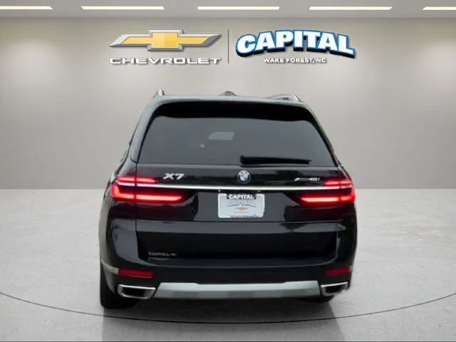 Used 2026  BMW xDrive40i image 4