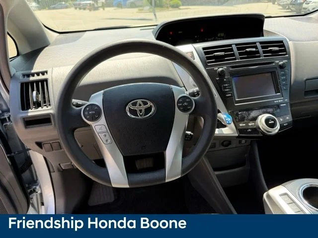 Used 2012 Blue Toyota Two image 19