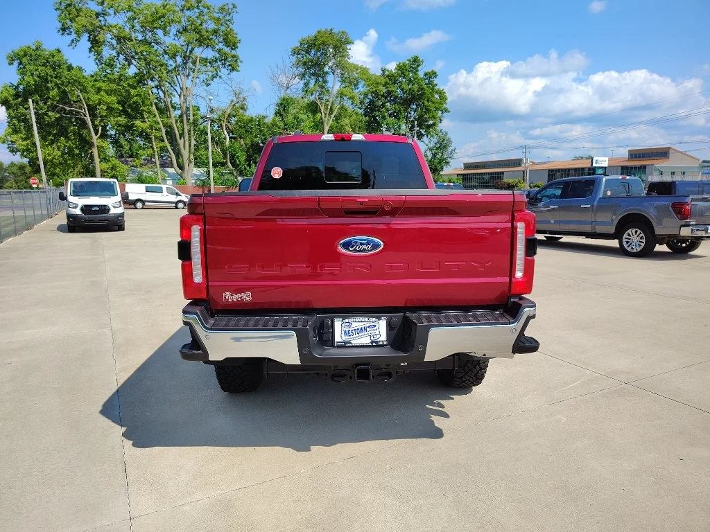 New 2026 Ruby Red Metallic Tinted Clearcoat Ford F-250® Lariat® image 5