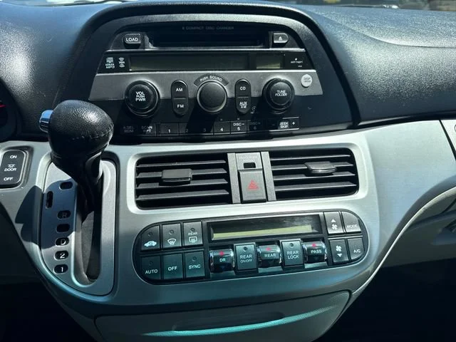 Used 2010 Slate Green Metallic Honda EX-L image 23