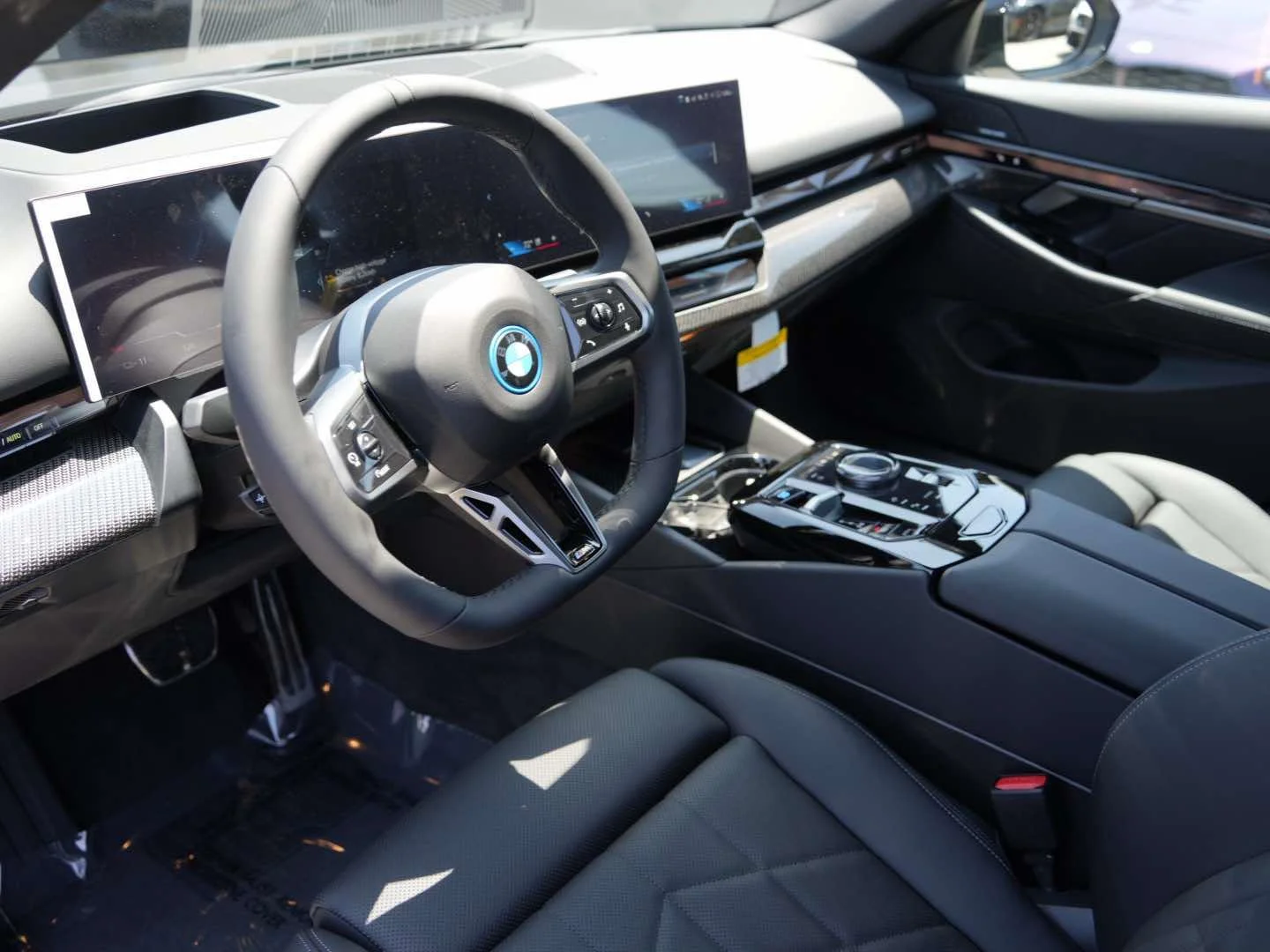 New 2027 Black Sapphire Metallic BMW eDrive40 image 13
