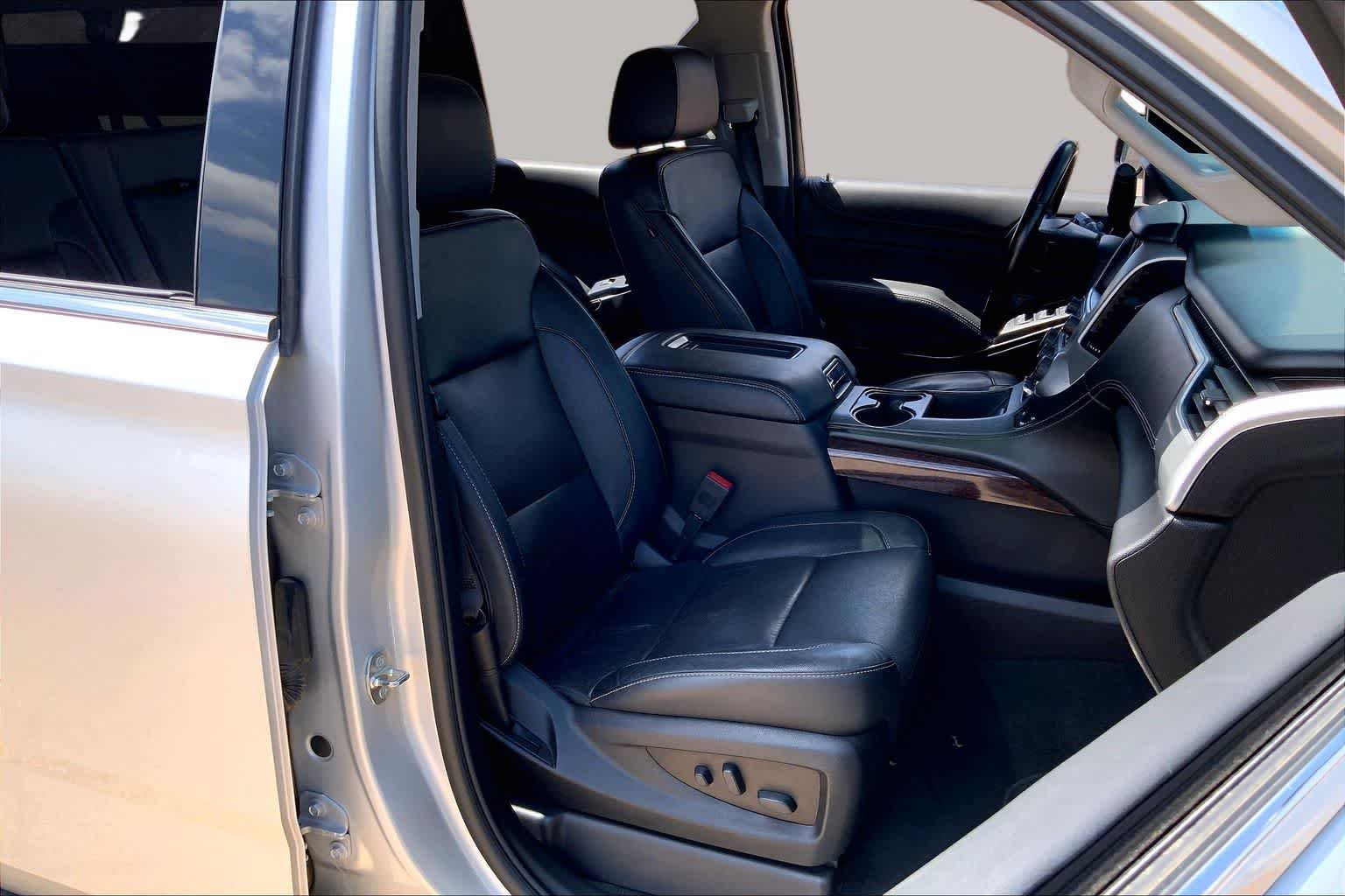 Used 2019 Quicksilver Metallic GMC SLT image 9