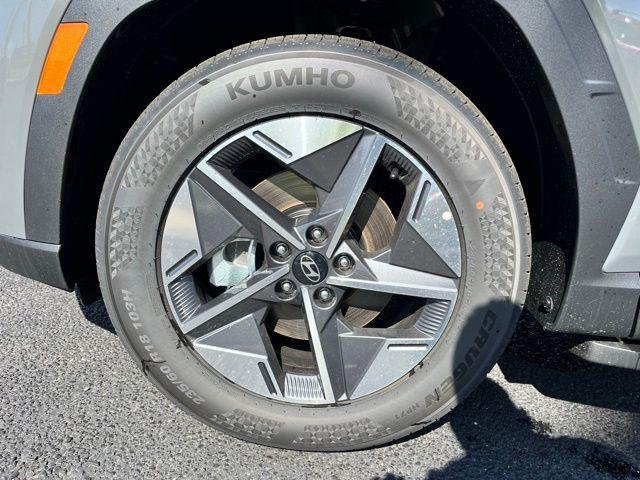 New 2026 Gray Hyundai SEL FWD image 7