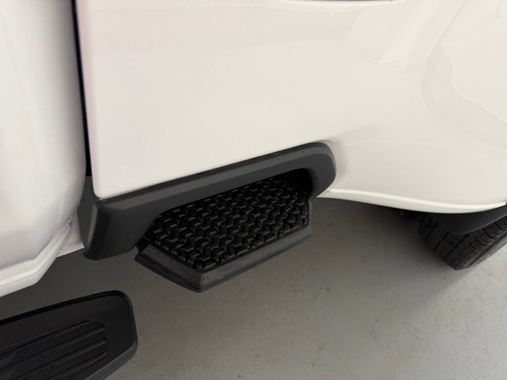 2026 Chevrolet Silverado 3500 HD LT - Photo 39