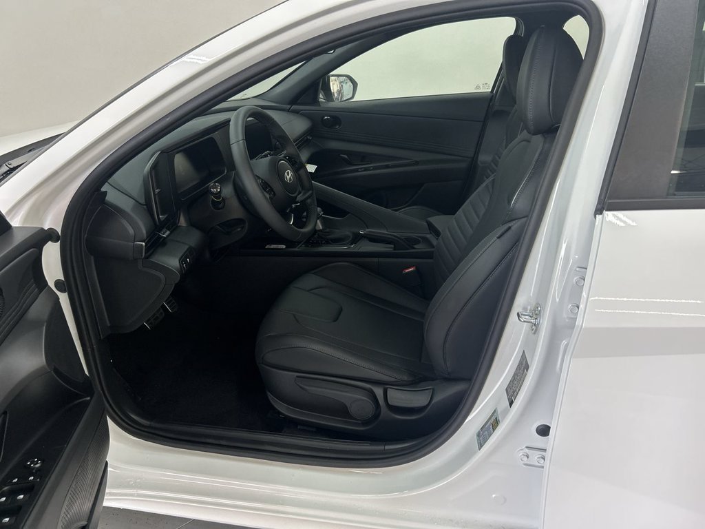 Used 2026 White Hyundai SEL Sport image 12