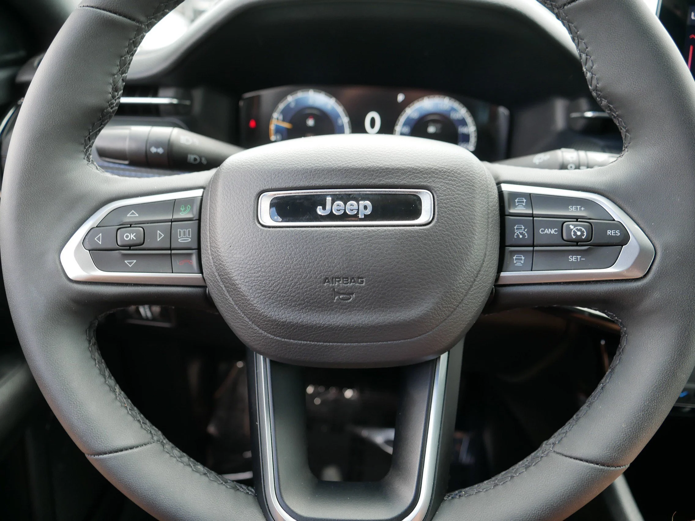Used 2025 Bright White Clearcoat Jeep Limited image 25