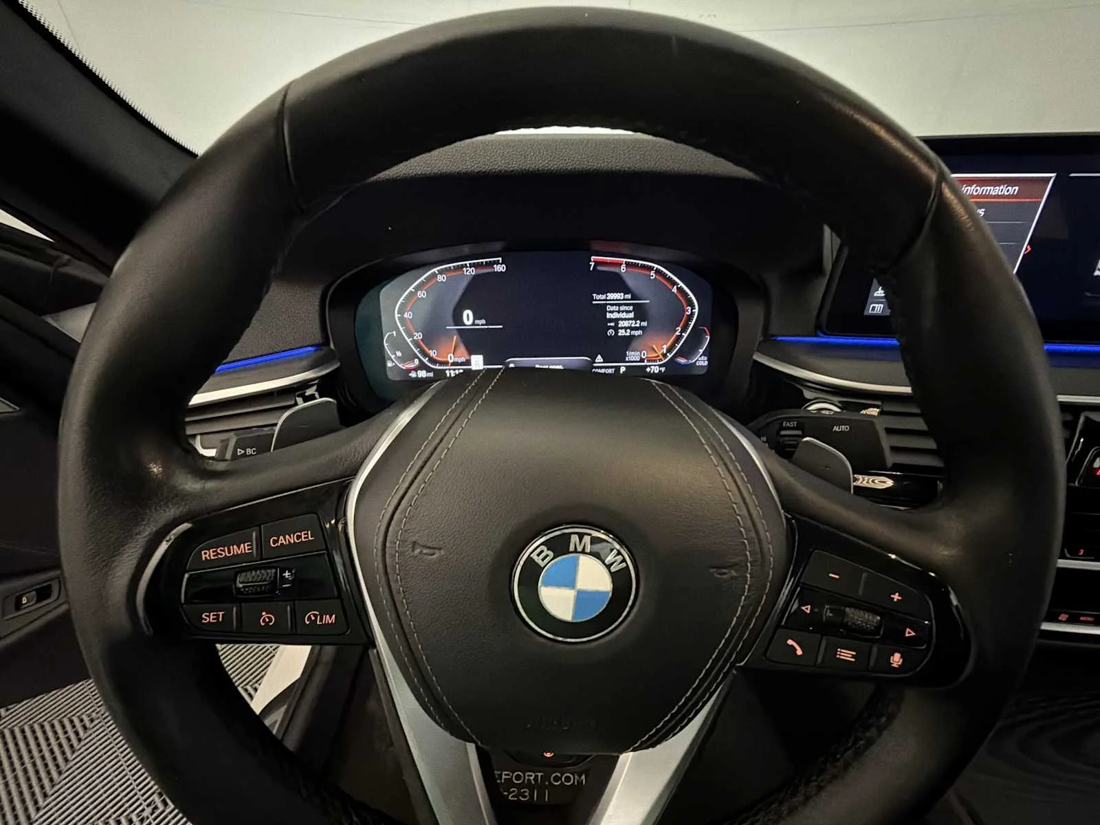 2023 BMW 5 Series 530i - Photo 13