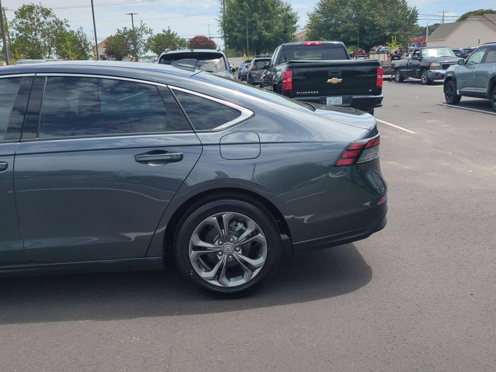 Used 2023 Meteorite Gray Metallic Honda EX image 11