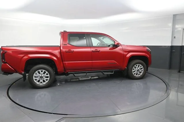 Used 2026 Red Toyota SR5 image 9