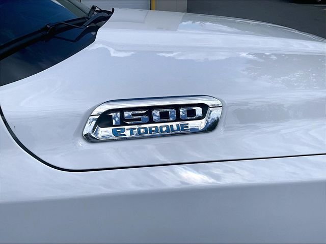Used 2024 White Ram Big Horn/Lone Star image 8