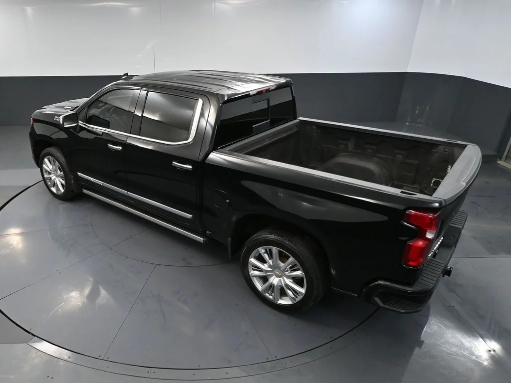 Used 2023 Black Chevrolet High Country image 50
