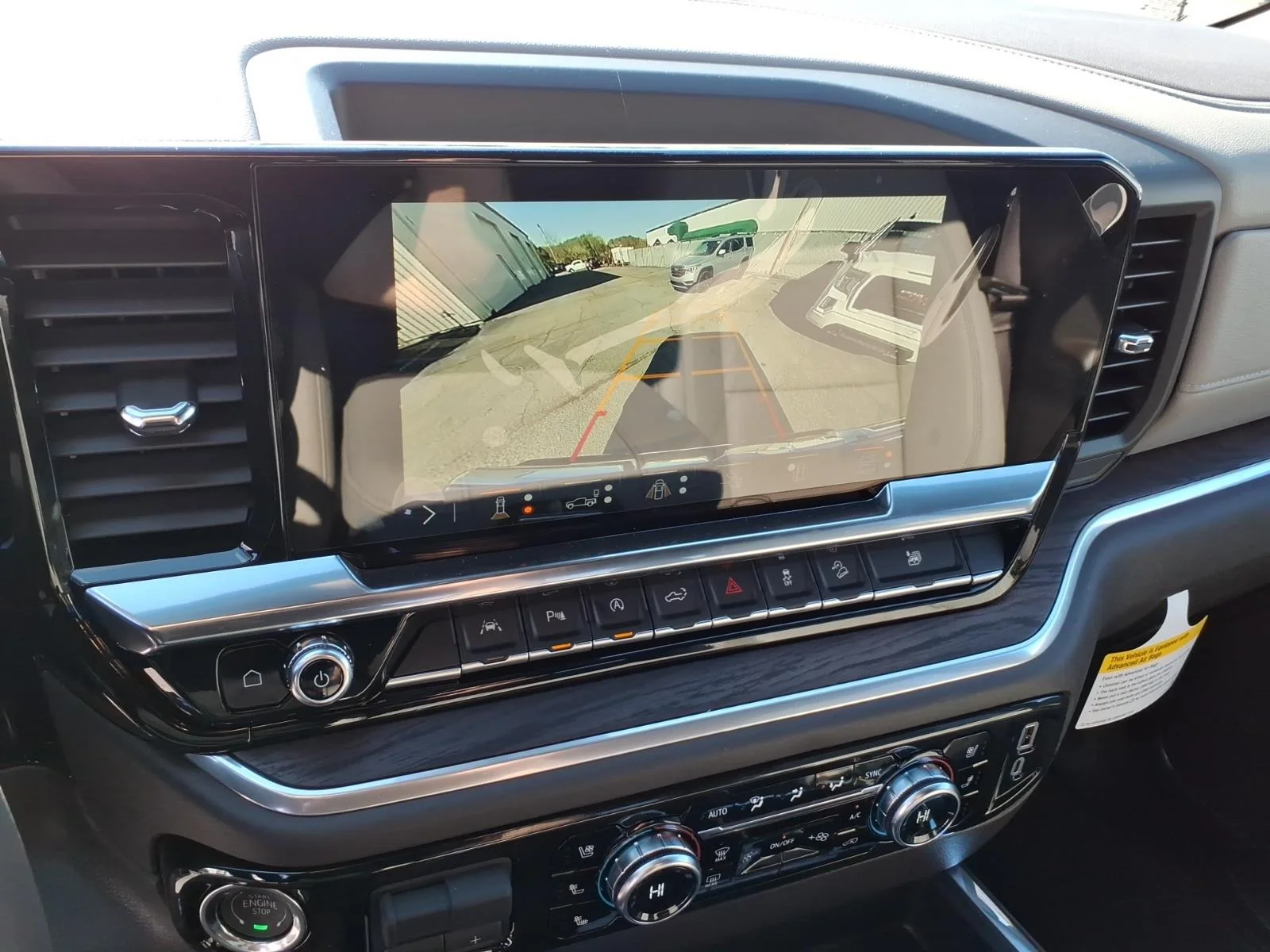 2026 GMC Sierra 1500 SLT - Photo 10