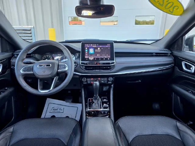 Used 2023 Red Jeep Trailhawk image 17