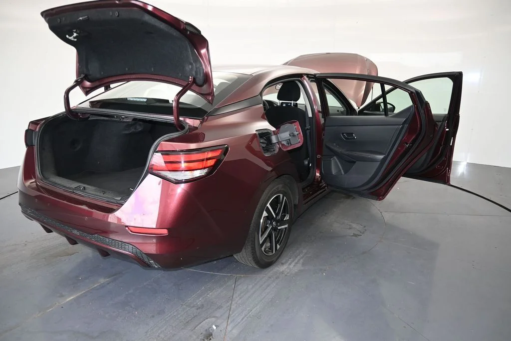 Used 2024 Red Nissan SV image 4