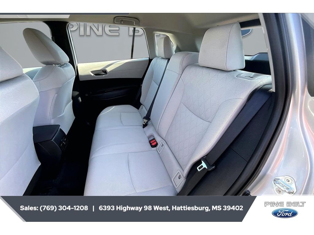 Used 2026 Sonic Silver Toyota L image 20