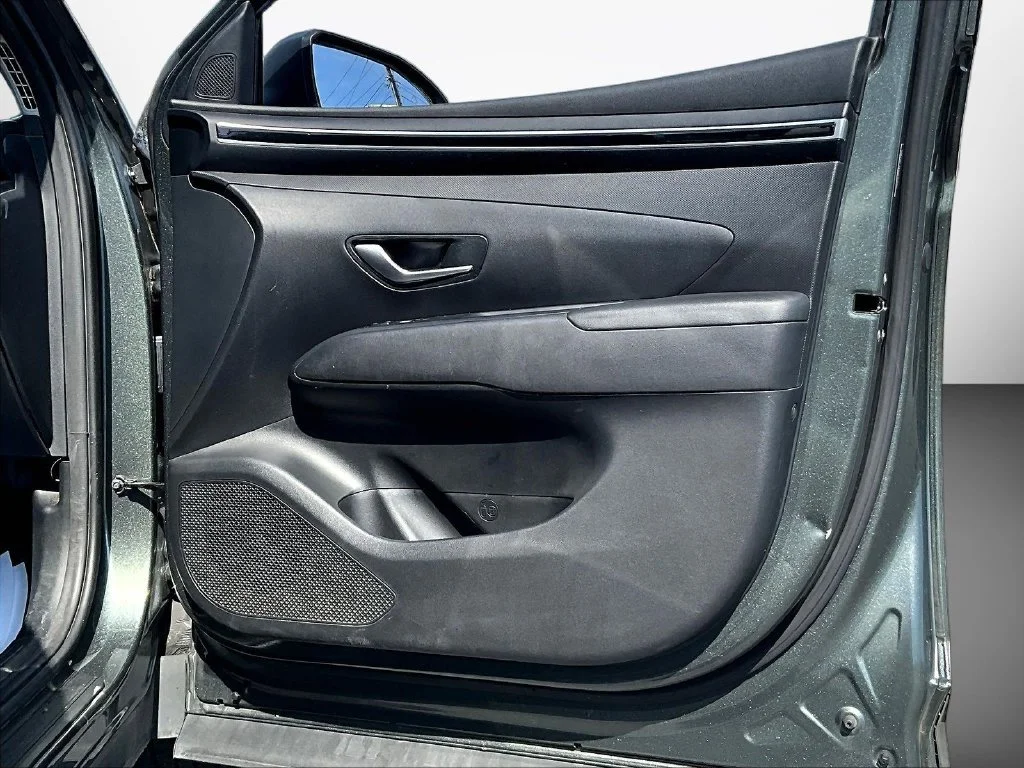 Used 2022 Gray Hyundai SEL image 29