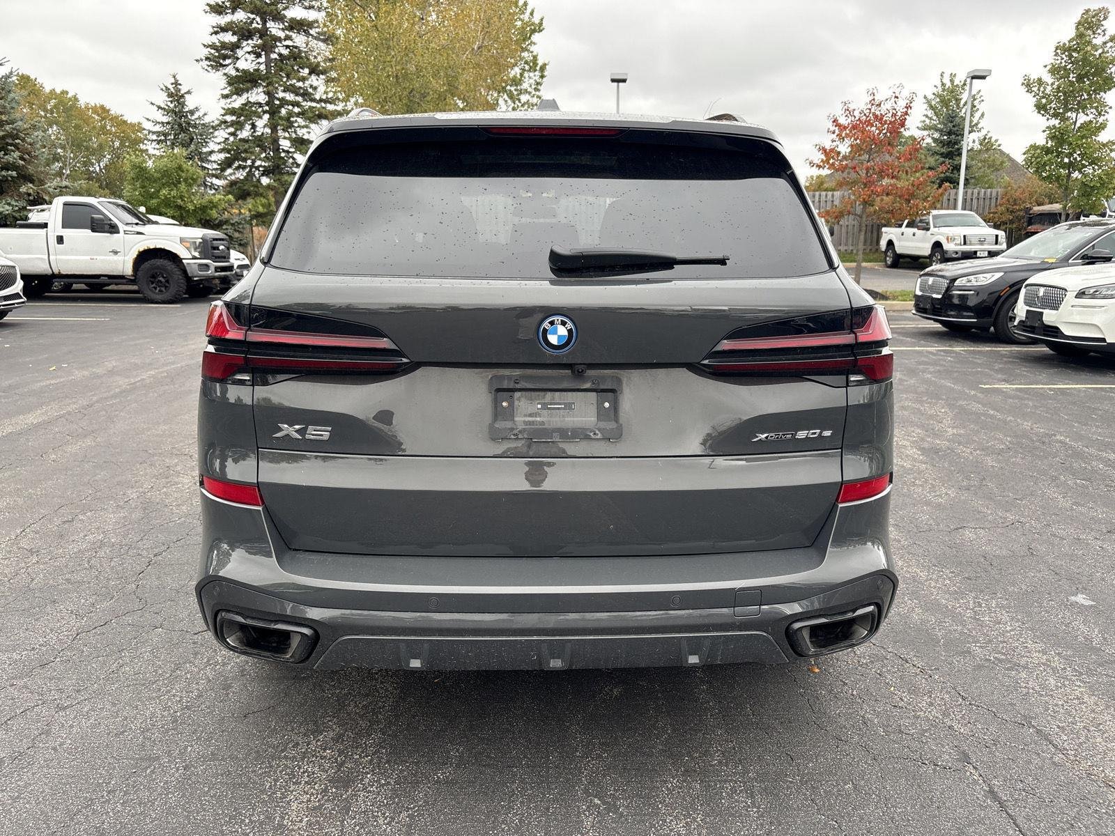 Used 2025 Dravit Grey Metallic BMW xDrive50e image 20