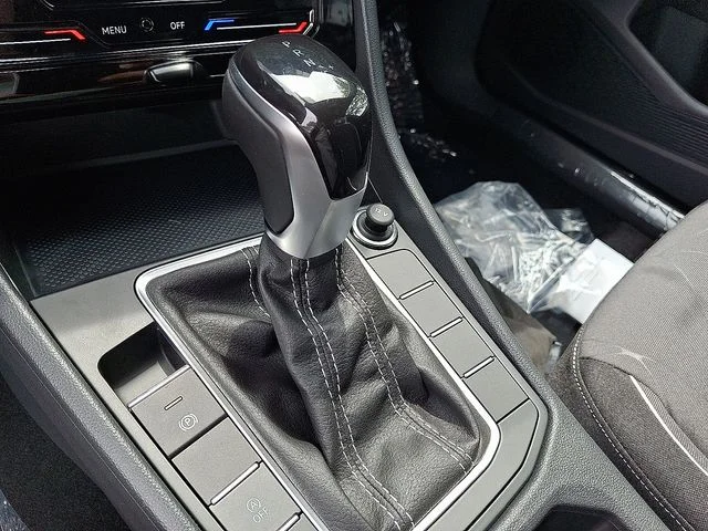 New 2026 Black Volkswagen 1.5T Sport image 11