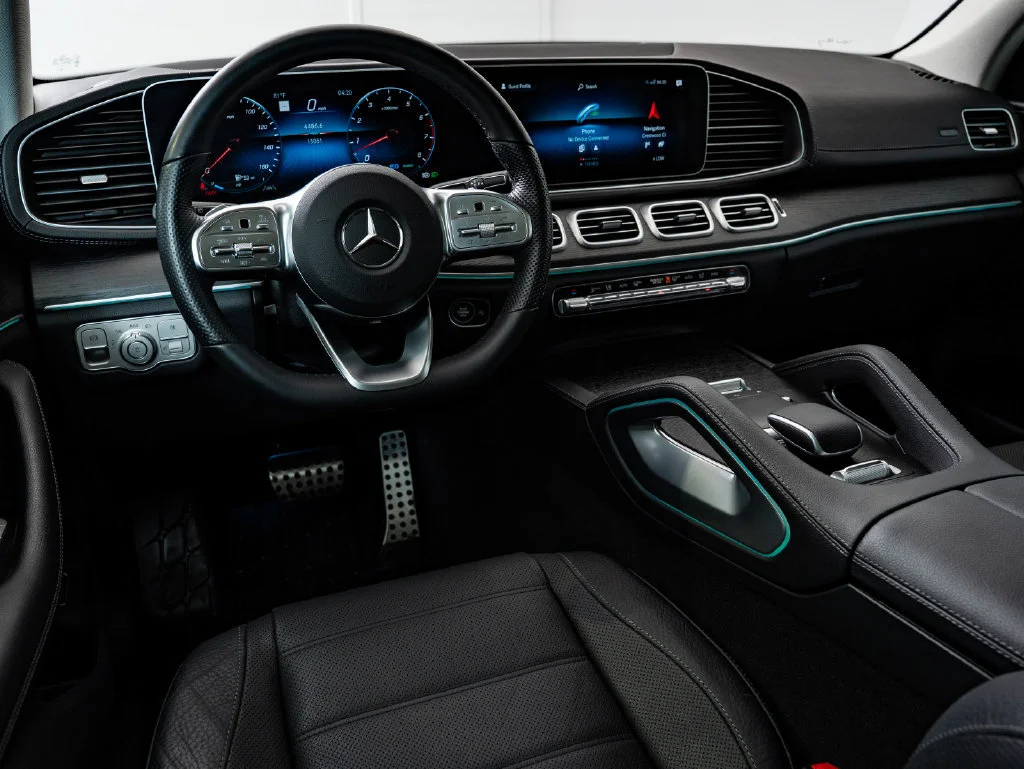 Used 2023 Polar White Mercedes-Benz GLS 580 image 4