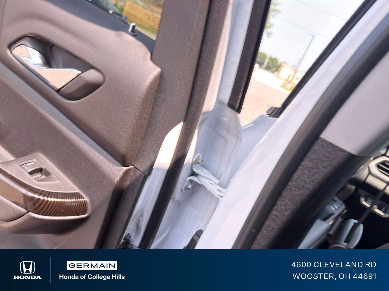 2023 GMC Acadia AT4 - Photo 14