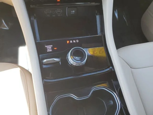 Used 2023 White Jeep Limited image 19