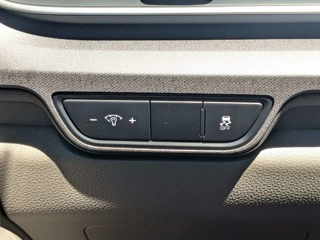 New 2026 Ivory Silver Kia SX image 27