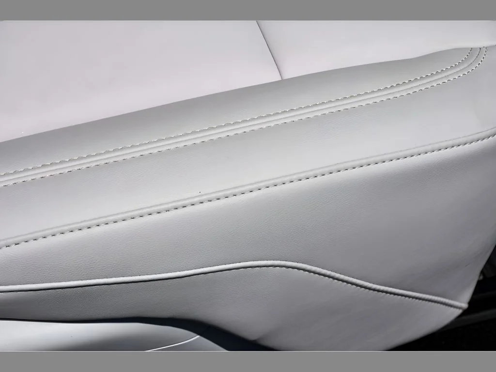 Used 2025 BLACK RAVEN Cadillac Sport image 32