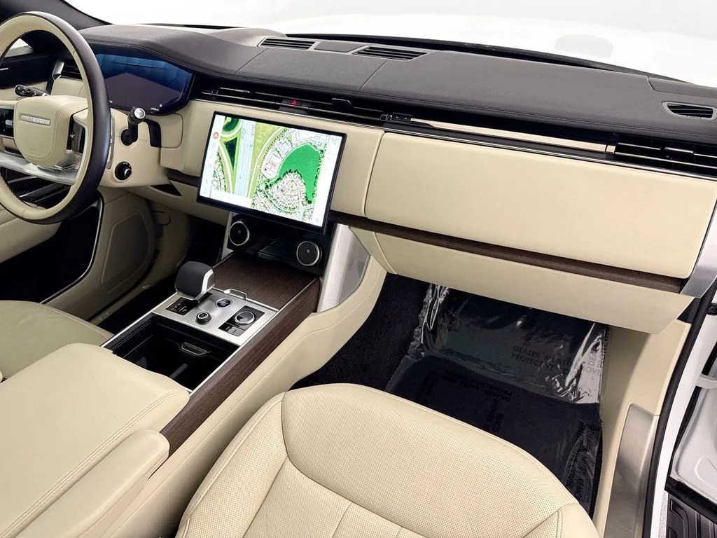 Certified Used 2023 White Land Rover SE image 29