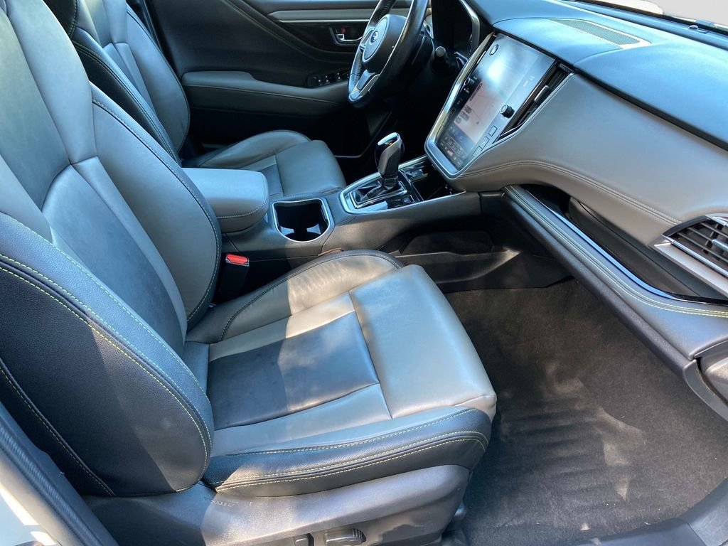 Used 2021 White Subaru Onyx Edition XT image 29