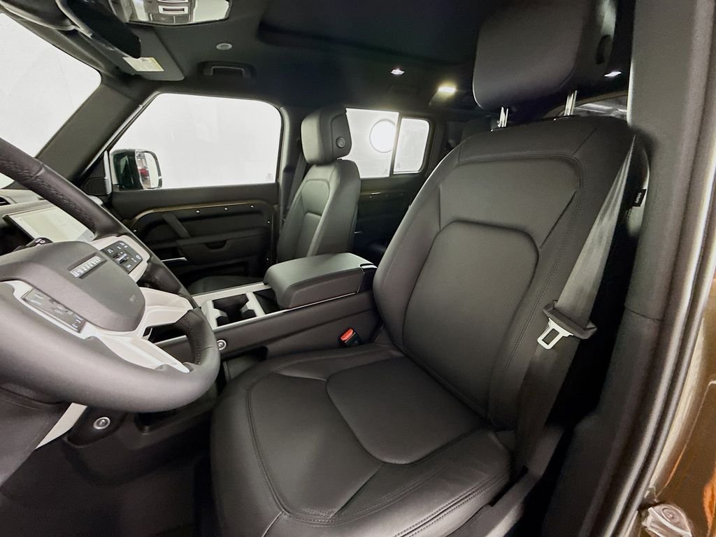 New 2026 Gondwana Stone LAND ROVER X-Dynamic SE image 5