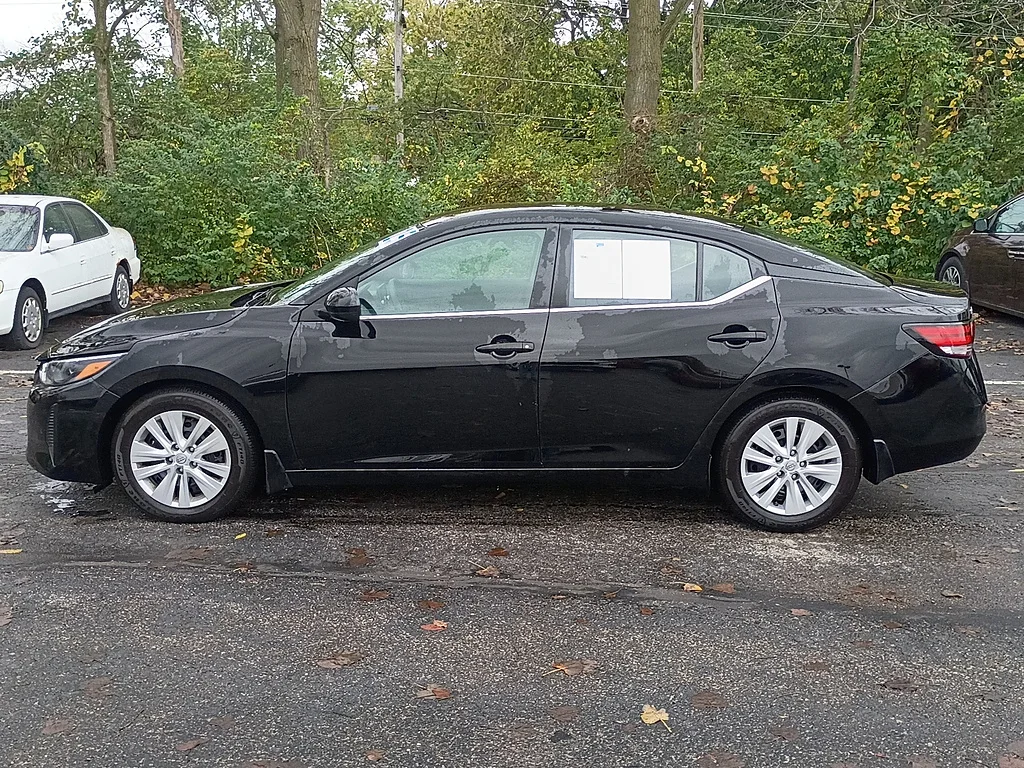 Used 2025 Super Black Nissan S image 6