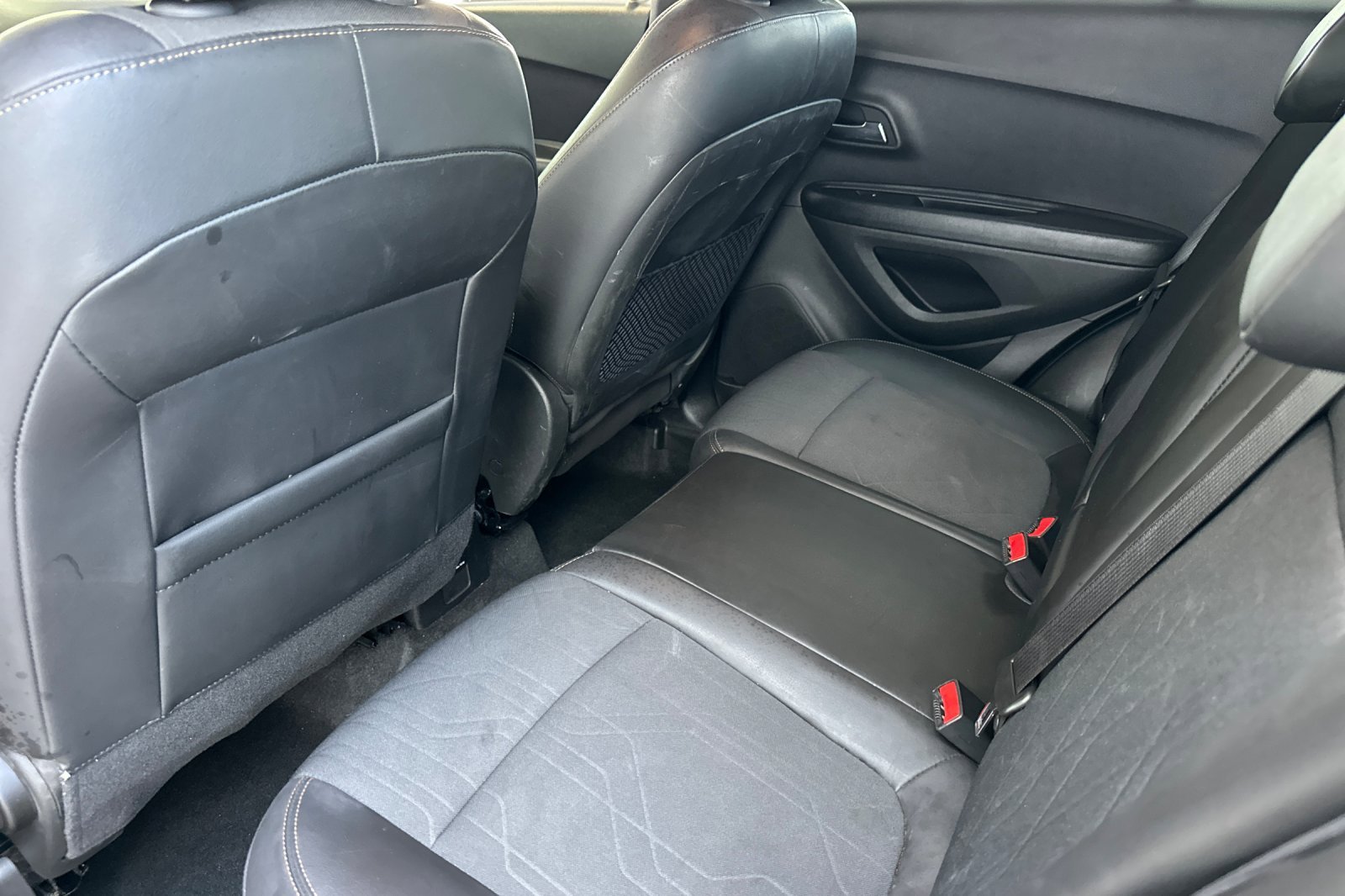 Used 2022 Mosaic Black Metallic Chevrolet LT image 12