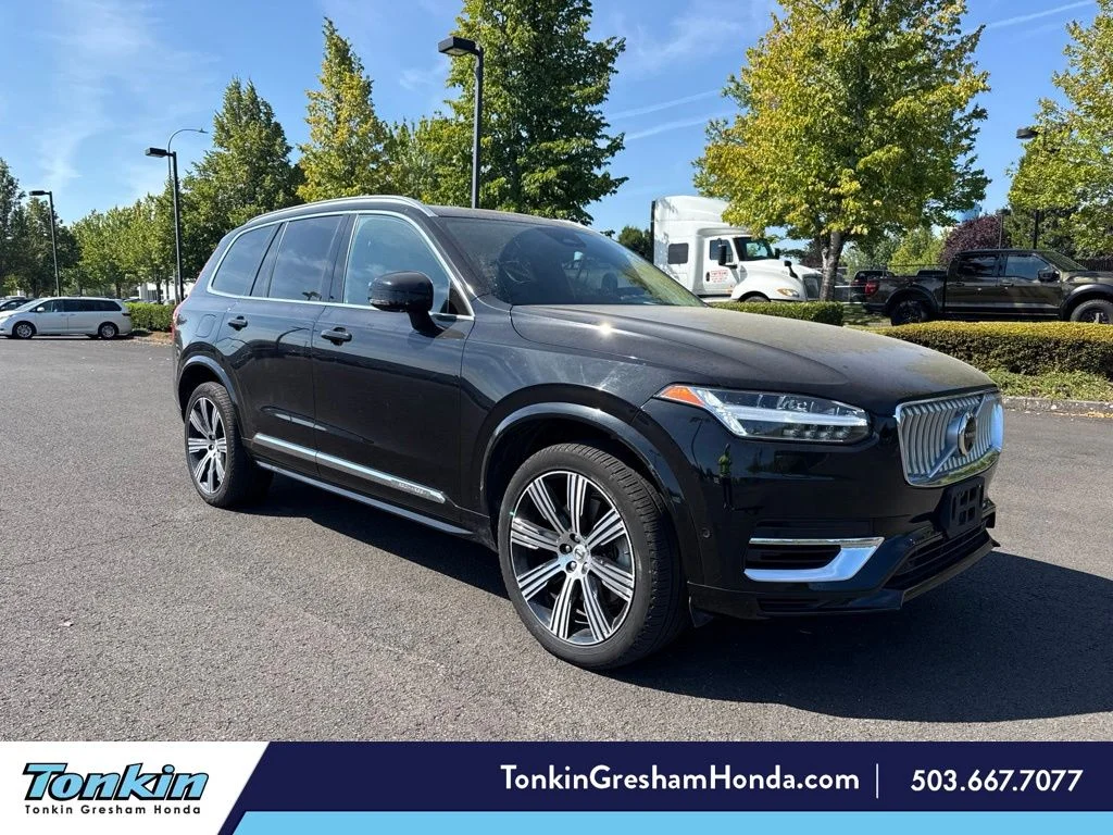 Used 2024 Onyx Black Metallic Volvo Ultimate image 1