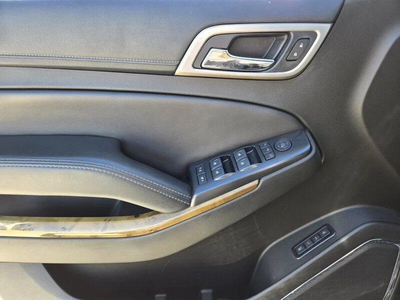 Used 2017 Onyx Black GMC Denali image 16