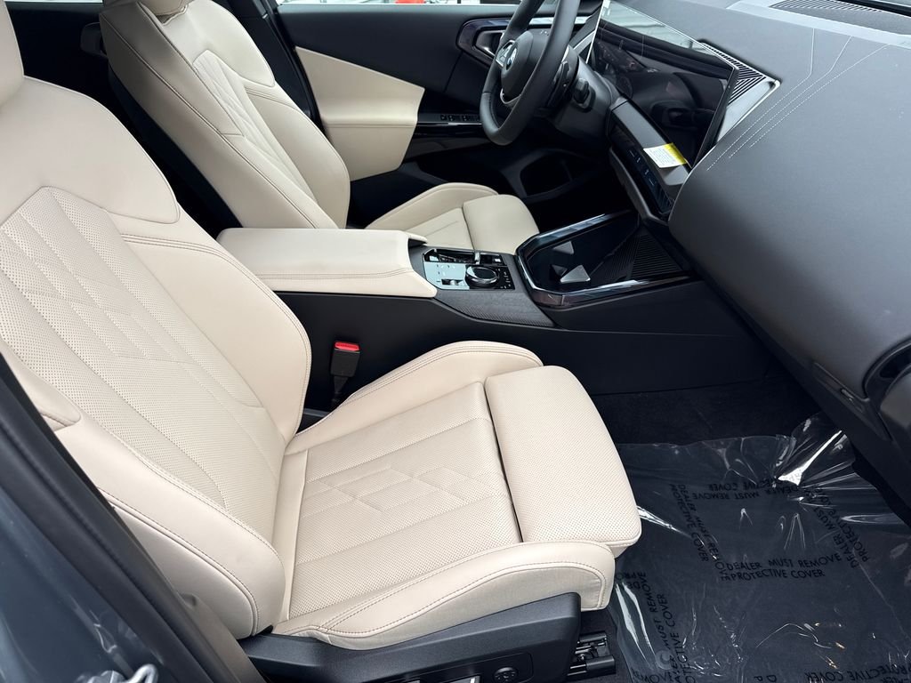 New 2026 Skyscraper Grey Metallic BMW 30 xDrive image 13