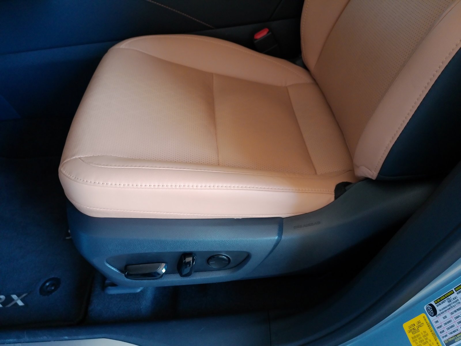 Used 2026 Silver Lexus 350h image 32