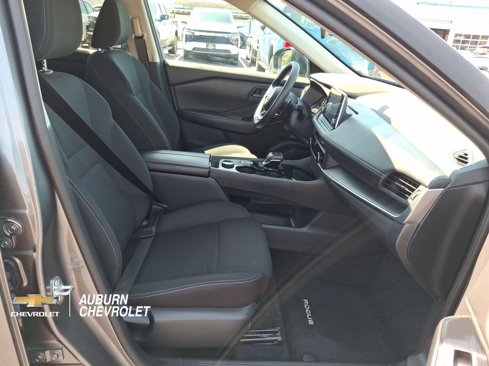 2024 Nissan Rogue S - Photo 25